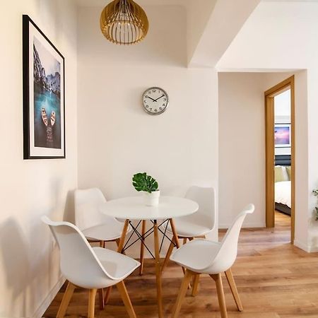 Kelly'S Urban Home - 5 Mins Walk To Acropolis Atenas Exterior foto