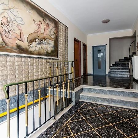Kelly'S Urban Home - 5 Mins Walk To Acropolis Atenas Exterior foto