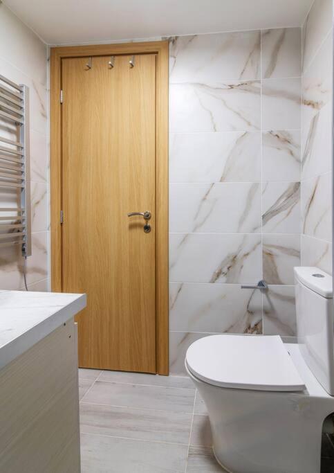Kelly'S Urban Home - 5 Mins Walk To Acropolis Atenas Exterior foto