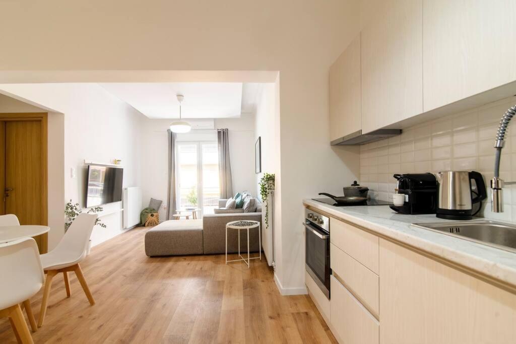 Kelly'S Urban Home - 5 Mins Walk To Acropolis Atenas Exterior foto