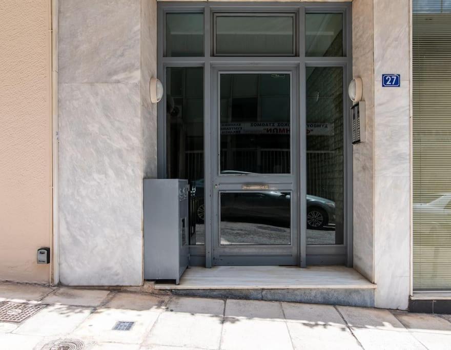 Kelly'S Urban Home - 5 Mins Walk To Acropolis Atenas Exterior foto